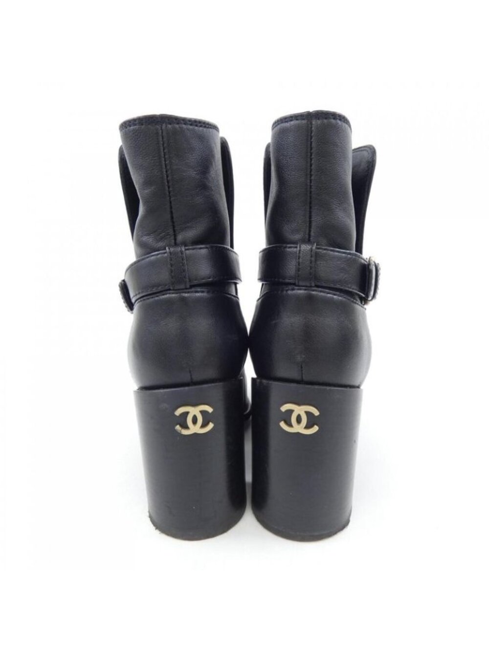 Chanel Size 35 Patent Black Boots - Picture 6 of 7